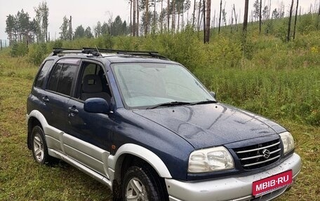Suzuki Escudo III, 2001 год, 585 000 рублей, 1 фотография