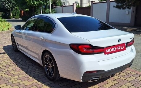 BMW 5 серия, 2023 год, 5 350 000 рублей, 2 фотография