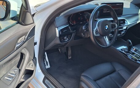 BMW 5 серия, 2023 год, 5 350 000 рублей, 7 фотография