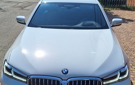 BMW 5 серия, 2023 год, 5 350 000 рублей, 18 фотография