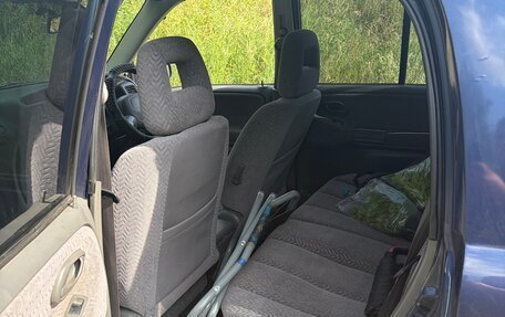 Suzuki Escudo III, 2001 год, 585 000 рублей, 6 фотография