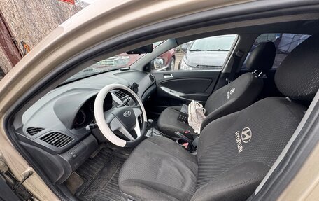 Hyundai Solaris II рестайлинг, 2012 год, 545 000 рублей, 6 фотография