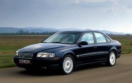 Volvo S80 II рестайлинг 2, 2002 год, 495 000 рублей, 1 фотография