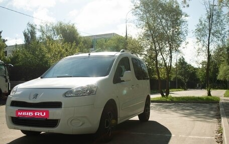 Peugeot Partner II рестайлинг 2, 2013 год, 630 000 рублей, 2 фотография
