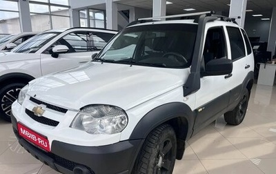Chevrolet Niva I рестайлинг, 2017 год, 705 000 рублей, 1 фотография