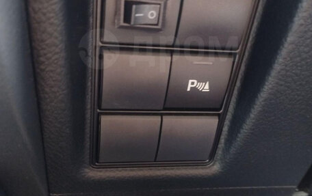 Toyota Land Cruiser Prado 150 рестайлинг 2, 2021 год, 5 150 000 рублей, 15 фотография