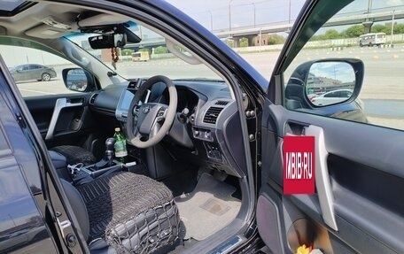 Toyota Land Cruiser Prado 150 рестайлинг 2, 2021 год, 5 150 000 рублей, 6 фотография