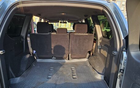 Toyota Land Cruiser Prado 120 рестайлинг, 2006 год, 1 300 000 рублей, 11 фотография
