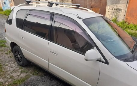 Toyota Ipsum II, 1999 год, 560 000 рублей, 5 фотография