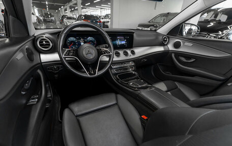 Mercedes-Benz E-Класс, 2020 год, 2 750 000 рублей, 7 фотография