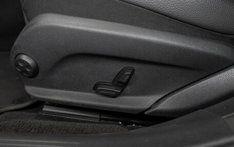 Mercedes-Benz E-Класс, 2020 год, 2 750 000 рублей, 23 фотография
