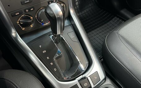 Opel Antara I, 2013 год, 1 380 000 рублей, 13 фотография