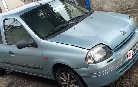 Renault Clio III, 2001 год, 210 000 рублей, 2 фотография
