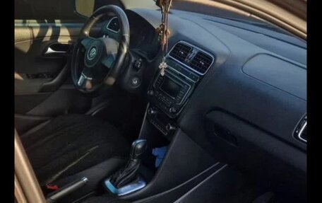 Volkswagen Polo VI (EU Market), 2014 год, 940 000 рублей, 6 фотография