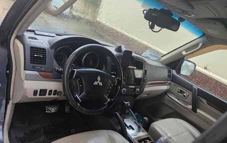 Mitsubishi Pajero IV, 2008 год, 900 000 рублей, 6 фотография