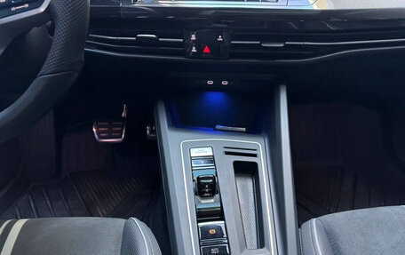 Volkswagen Golf VIII, 2022 год, 2 245 000 рублей, 10 фотография