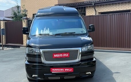 GMC Savana I, 2013 год, 5 000 000 рублей, 6 фотография