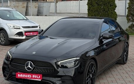 Mercedes-Benz E-Класс, 2020 год, 4 450 000 рублей, 2 фотография