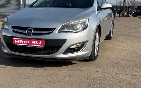 Opel Astra J, 2012 год, 650 000 рублей, 1 фотография