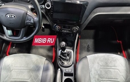 KIA Rio III рестайлинг, 2011 год, 652 000 рублей, 13 фотография