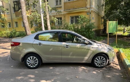 KIA Rio III рестайлинг, 2013 год, 630 000 рублей, 1 фотография