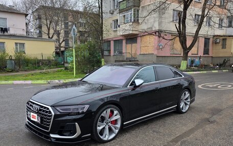 Audi S8, 2021 год, 13 999 999 рублей, 3 фотография