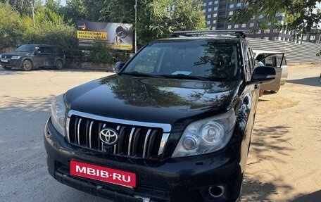 Toyota Land Cruiser Prado 150 рестайлинг 2, 2011 год, 2 050 000 рублей, 9 фотография