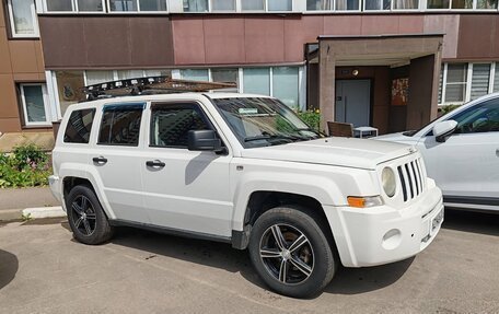 Jeep Liberty (Patriot), 2009 год, 550 000 рублей, 2 фотография