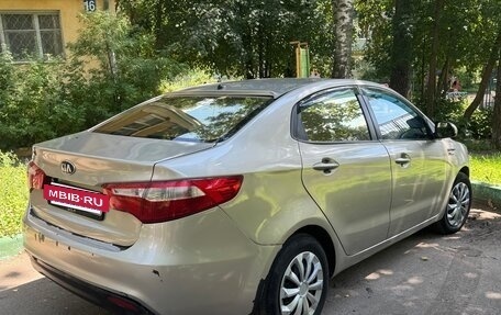 KIA Rio III рестайлинг, 2013 год, 630 000 рублей, 6 фотография