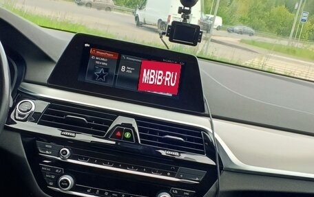 BMW 5 серия, 2019 год, 3 950 000 рублей, 17 фотография