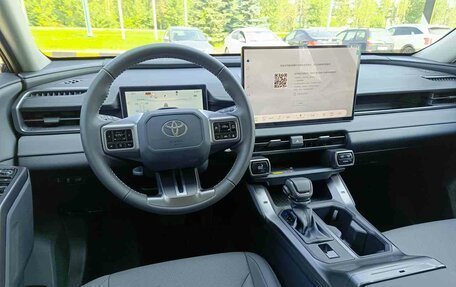 Toyota RAV4, 2026 год, 4 379 000 рублей, 10 фотография