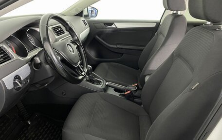 Volkswagen Jetta VI, 2017 год, 1 450 000 рублей, 12 фотография