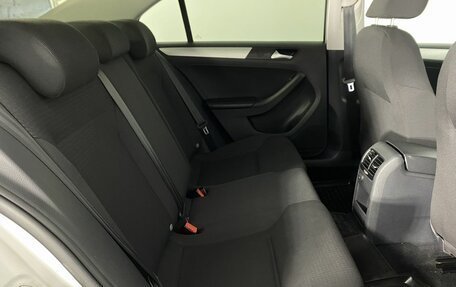 Volkswagen Jetta VI, 2017 год, 1 450 000 рублей, 14 фотография