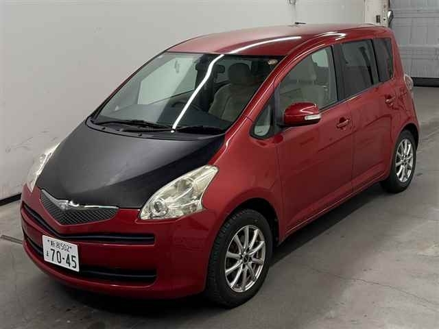 Toyota Ractis I, 2010 год, 887 000 рублей, 4 фотография