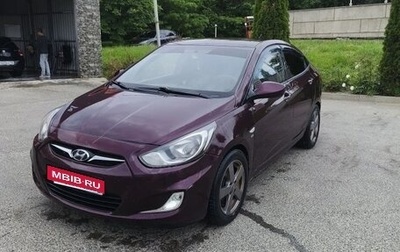 Hyundai Solaris II рестайлинг, 2011 год, 650 000 рублей, 1 фотография