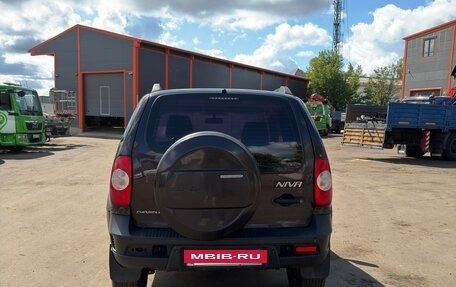 Chevrolet Niva I рестайлинг, 2015 год, 400 000 рублей, 5 фотография