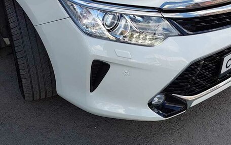 Toyota Camry, 2017 год, 2 350 000 рублей, 11 фотография
