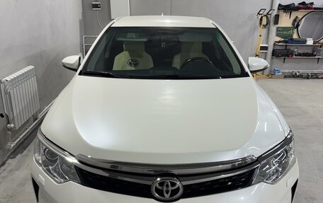 Toyota Camry, 2017 год, 2 350 000 рублей, 15 фотография