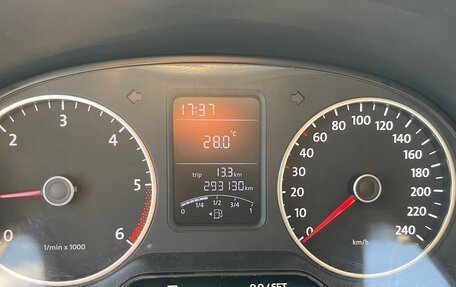Volkswagen Amarok I рестайлинг, 2013 год, 1 300 000 рублей, 9 фотография