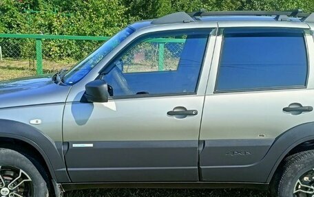Chevrolet Niva I рестайлинг, 2012 год, 650 000 рублей, 6 фотография