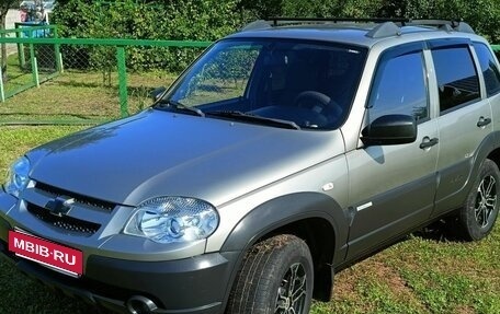 Chevrolet Niva I рестайлинг, 2012 год, 650 000 рублей, 2 фотография