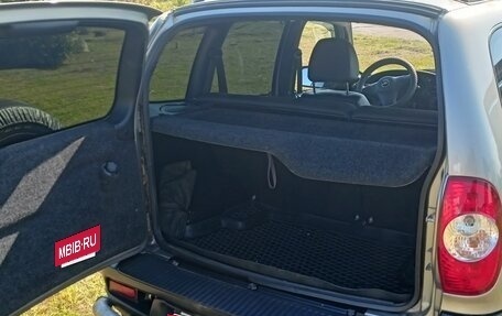 Chevrolet Niva I рестайлинг, 2012 год, 650 000 рублей, 15 фотография