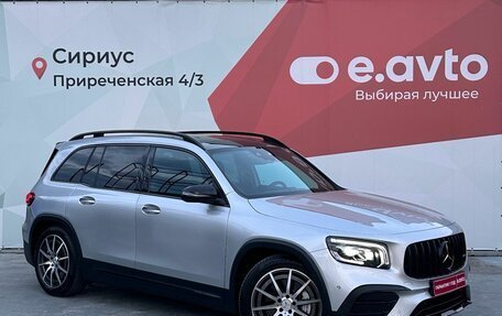 Mercedes-Benz GLB AMG, 2022 год, 5 300 000 рублей, 3 фотография