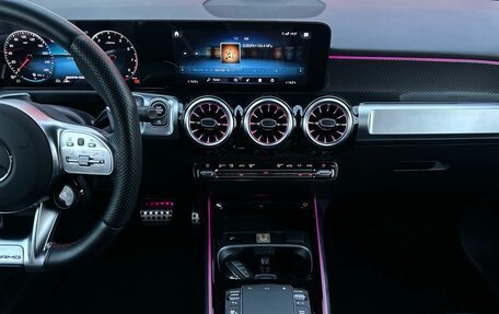 Mercedes-Benz GLB AMG, 2022 год, 5 300 000 рублей, 10 фотография