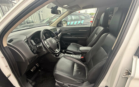 Mitsubishi Outlander III рестайлинг 3, 2014 год, 1 425 000 рублей, 13 фотография