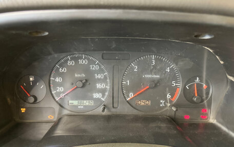 Nissan Patrol, 1998 год, 599 000 рублей, 10 фотография