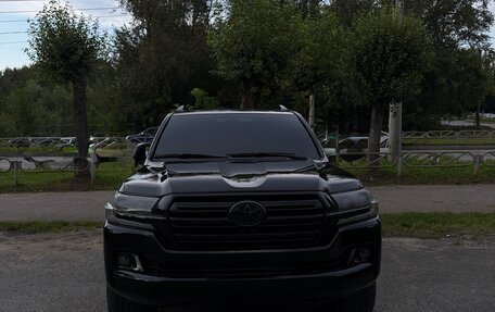 Toyota Land Cruiser 200, 2009 год, 3 250 000 рублей, 1 фотография