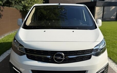 Opel Zafira Life I, 2020 год, 2 650 000 рублей, 3 фотография
