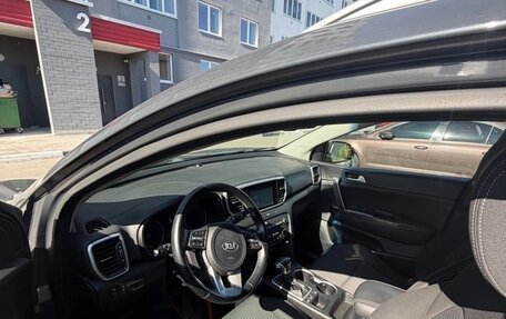 KIA Sportage IV рестайлинг, 2018 год, 2 450 000 рублей, 2 фотография