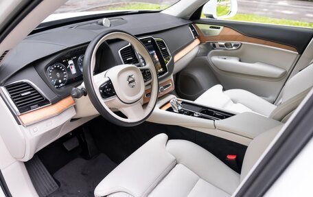 Volvo XC90 II рестайлинг, 2022 год, 6 900 000 рублей, 10 фотография